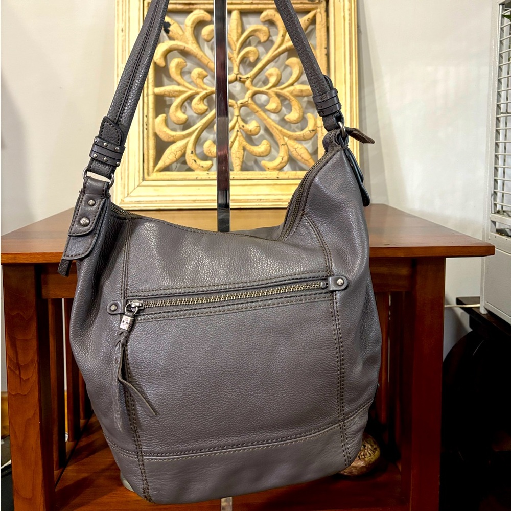 The Sak in Dark Gray